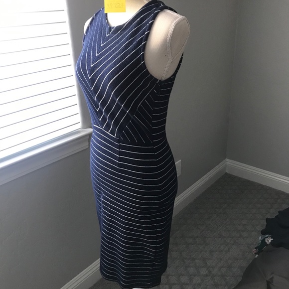 Old navy size small dress - Picture 8 of 8
